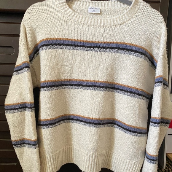 Beige Striped Sweater - Picture 4 of 5